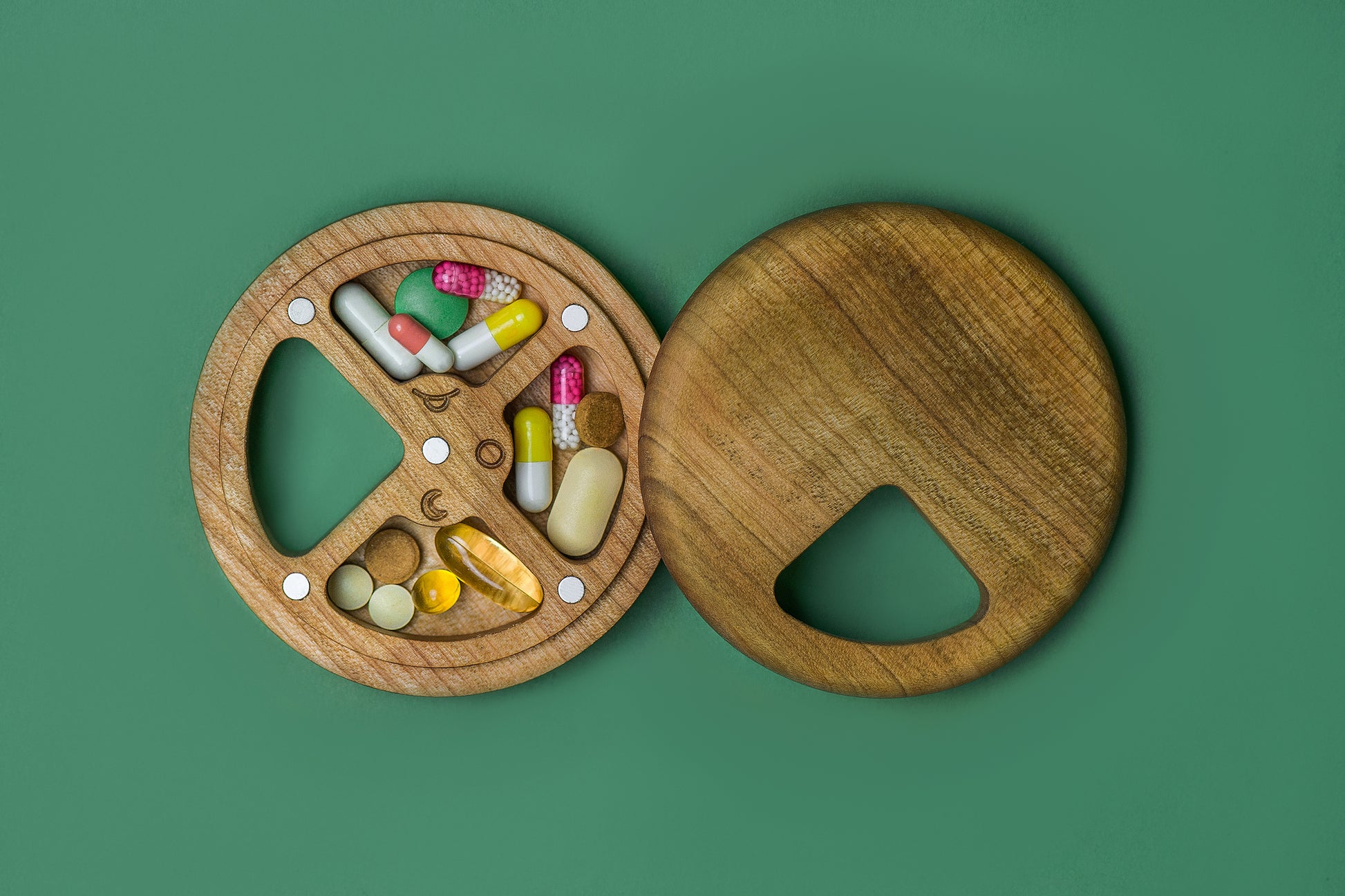 Wooden Travel Pill Box 2-4 Day & Night - JTNLAB